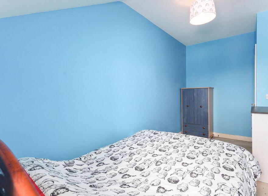 81 Embassy Manor, Kill