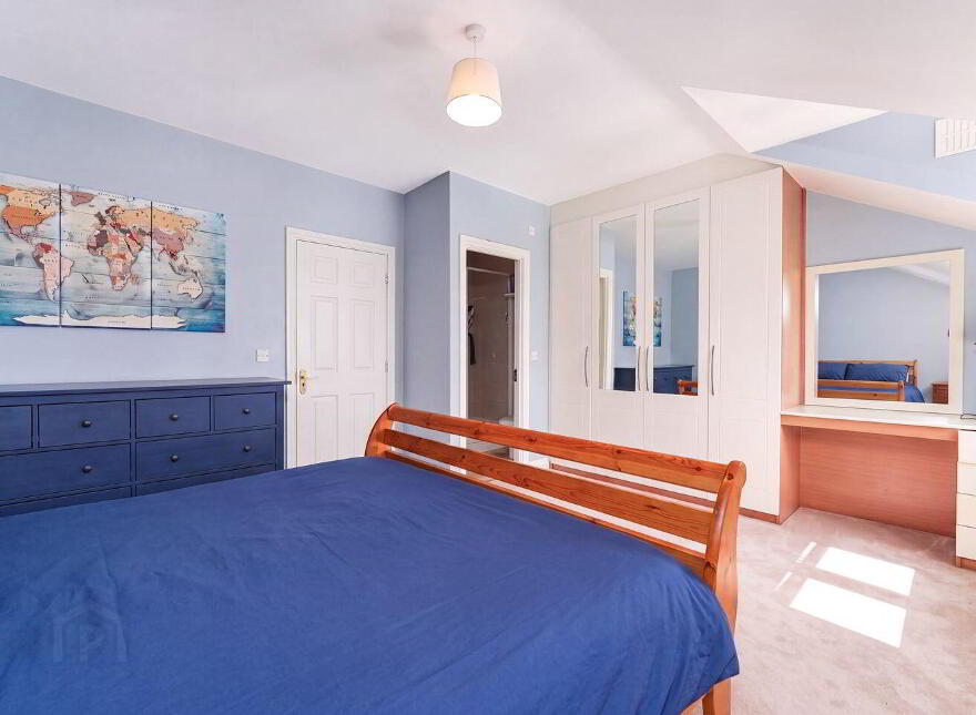 81 Embassy Manor, Kill