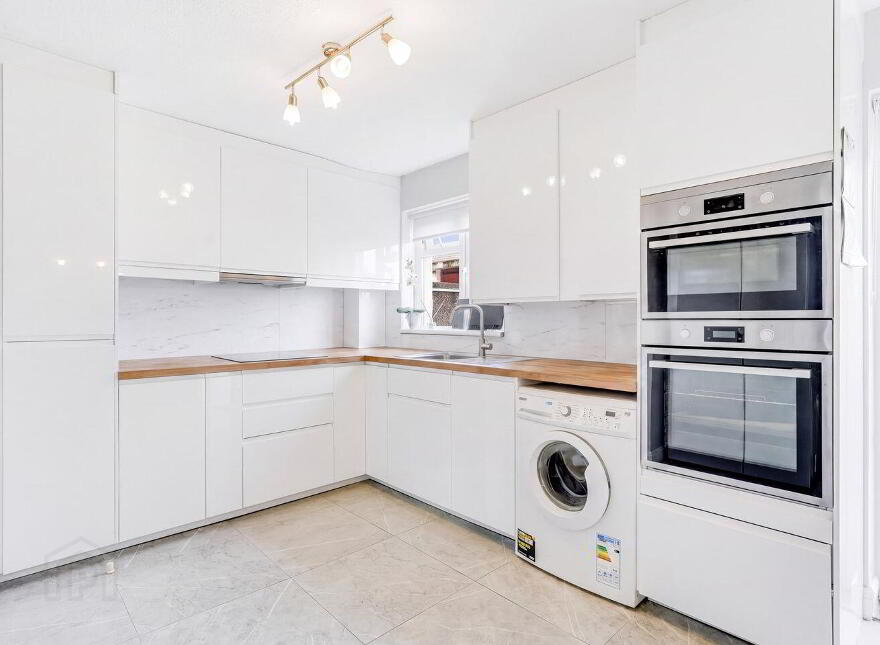 111 Allenton Avenue, Tallaght, Tallaght, D24