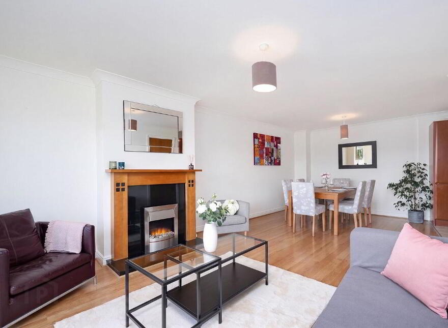 Apartment 60 The Holly Rockfield, Dundrum, Dundrum, D16