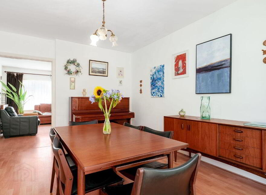 2 Thomastown Road, Glenageary