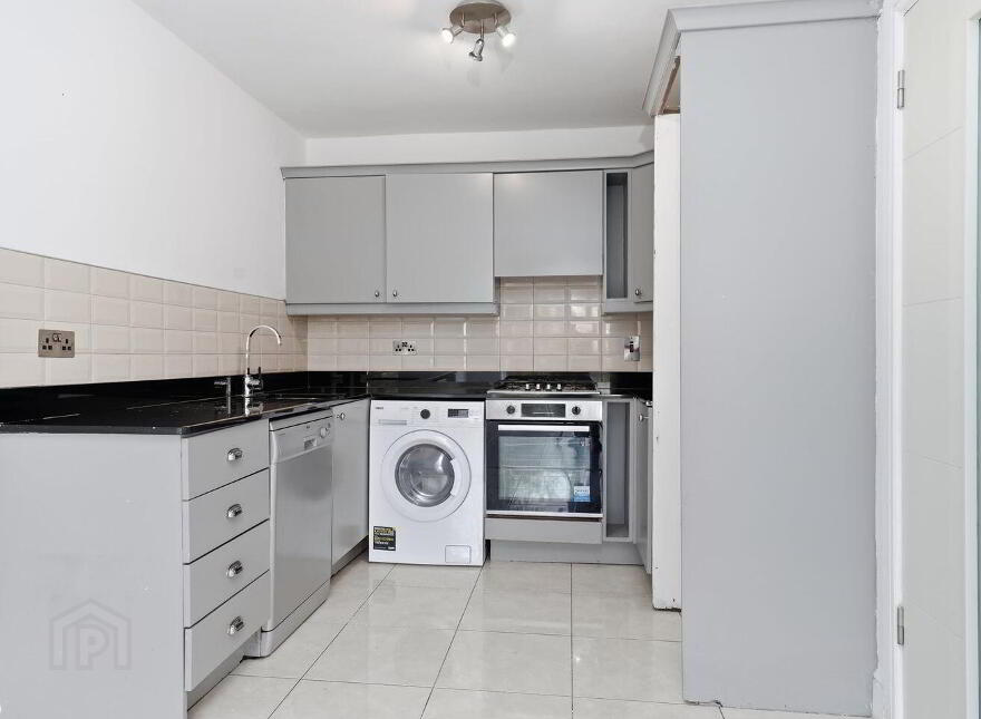 110 Hampton Wood Avenue, Finglas, Finglas, D11