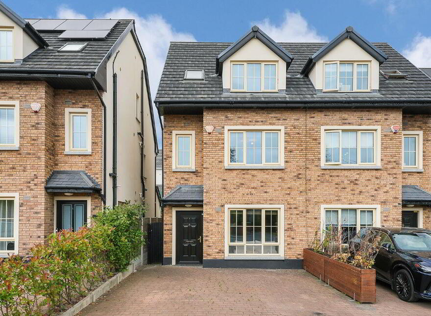 11 Croftwell, Rathcoole