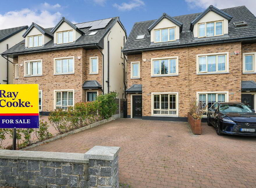11 Croftwell, Rathcoole