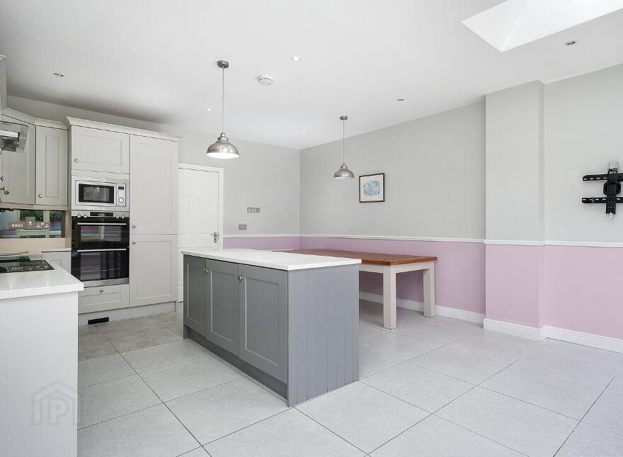 11 Croftwell, Rathcoole