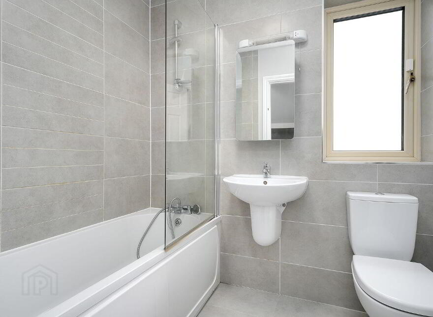 11 Croftwell, Rathcoole