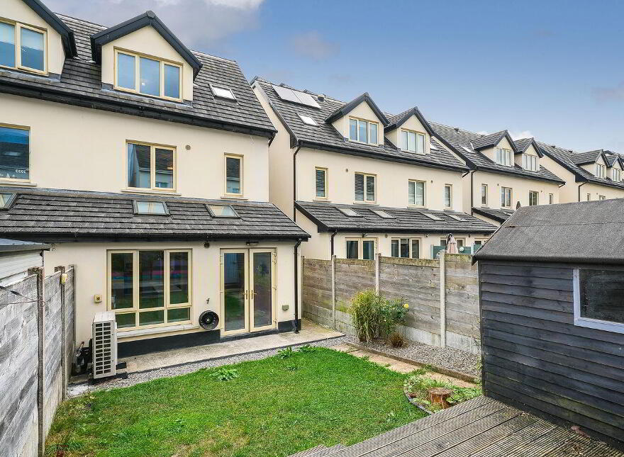 11 Croftwell, Rathcoole