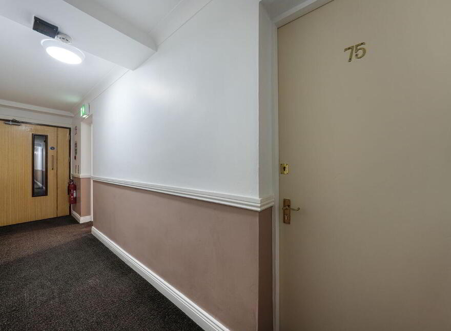 75 Gandon Hall, Gardiner Street, Dublin 1, D01
