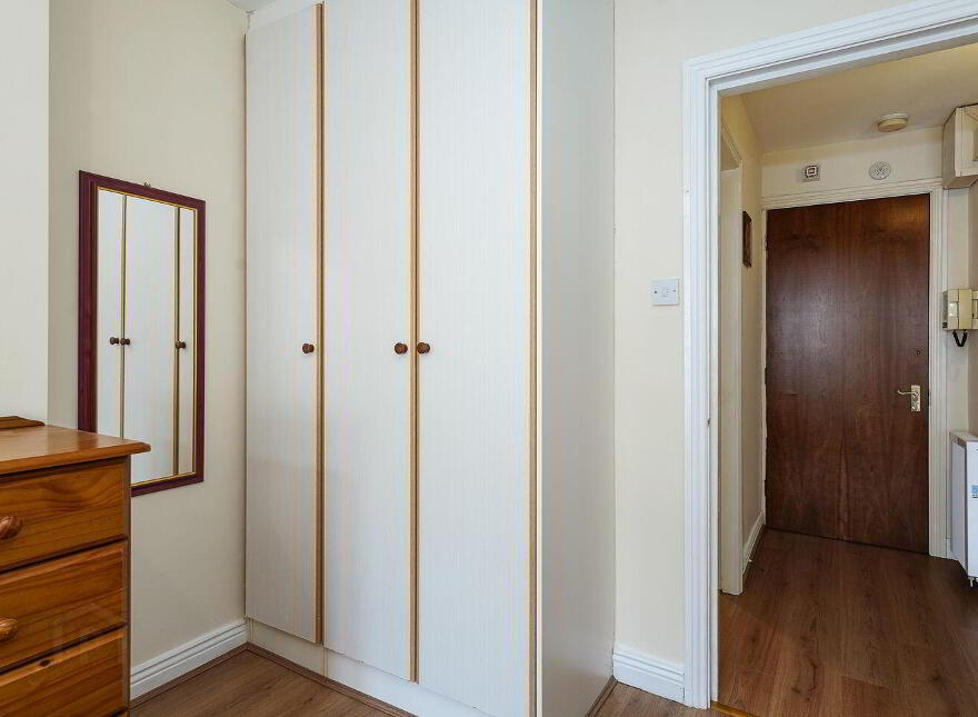75 Gandon Hall, Gardiner Street, Dublin 1, D01