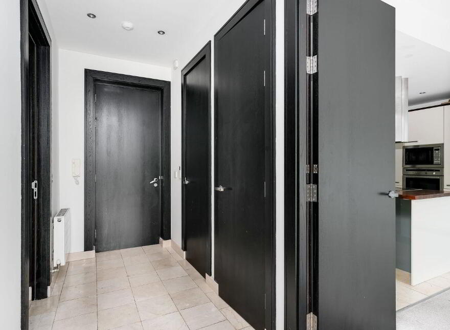 Apt 3, Beacon One, Beacon Court, Sandyford, Sandyford, D18