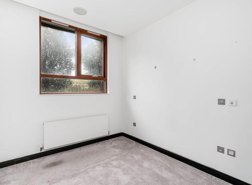 Apt 3, Beacon One, Beacon Court, Sandyford, Sandyford, D18