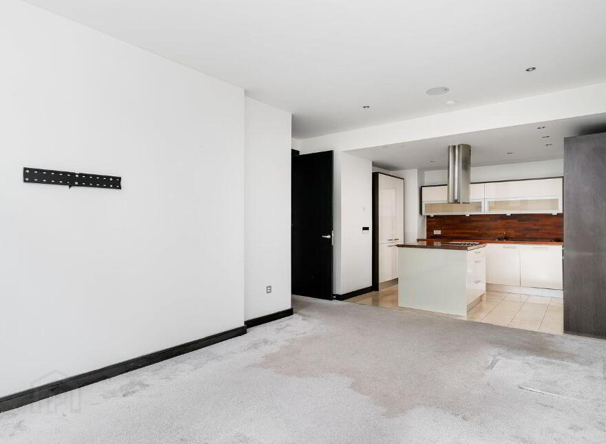 Apartment 3 Beacon One, Beacon Court, Sandyford, Sandyford, D18