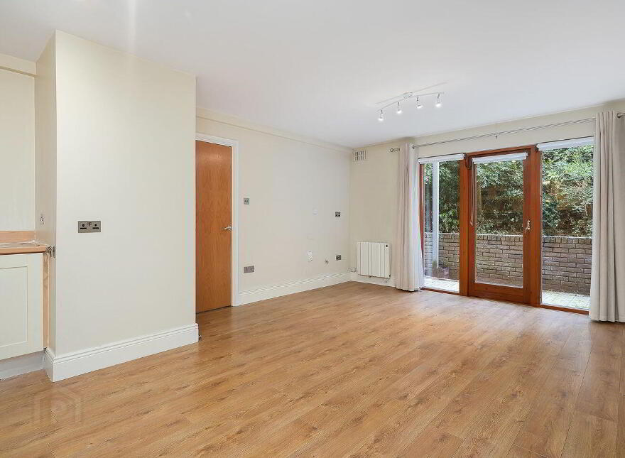 61 Hunters Green, Ballycullen, Ballycullen, D24