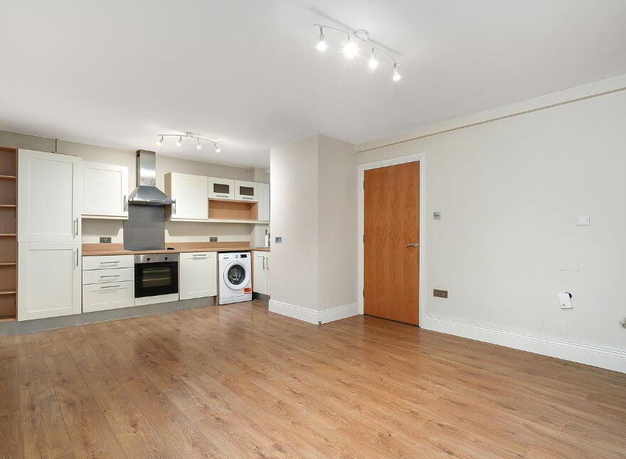 61 Hunters Green, Ballycullen, Ballycullen, D24