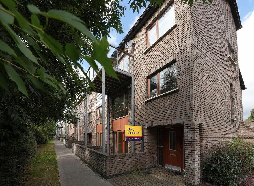 61 Hunters Green, Ballycullen, Ballycullen, D24