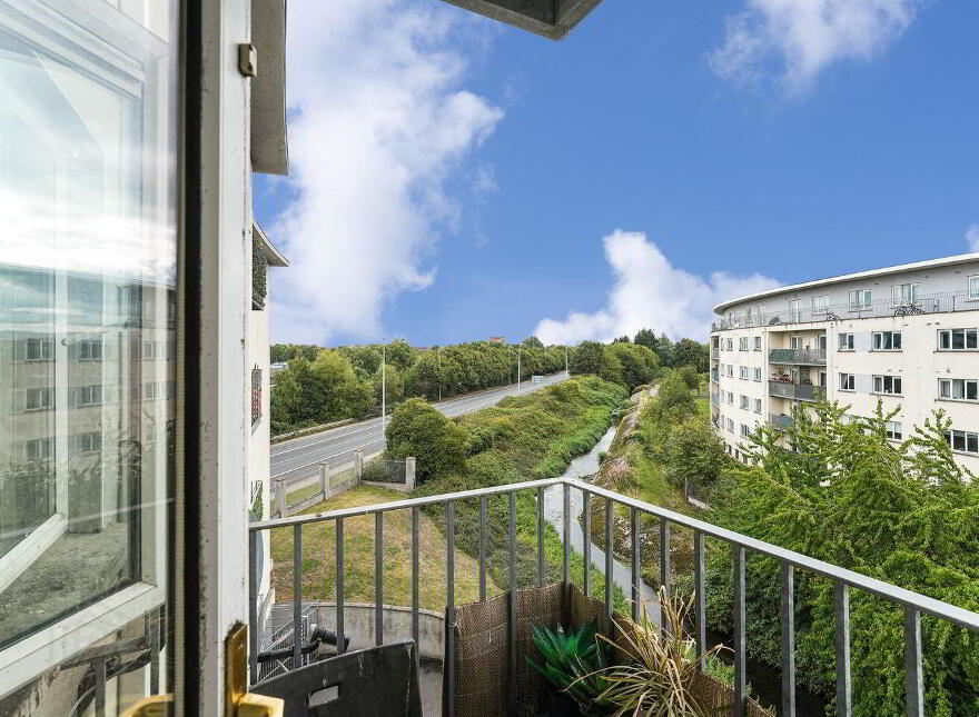 36 A Aras Na Cluaine, Clondalkin, Clondalkin, D22