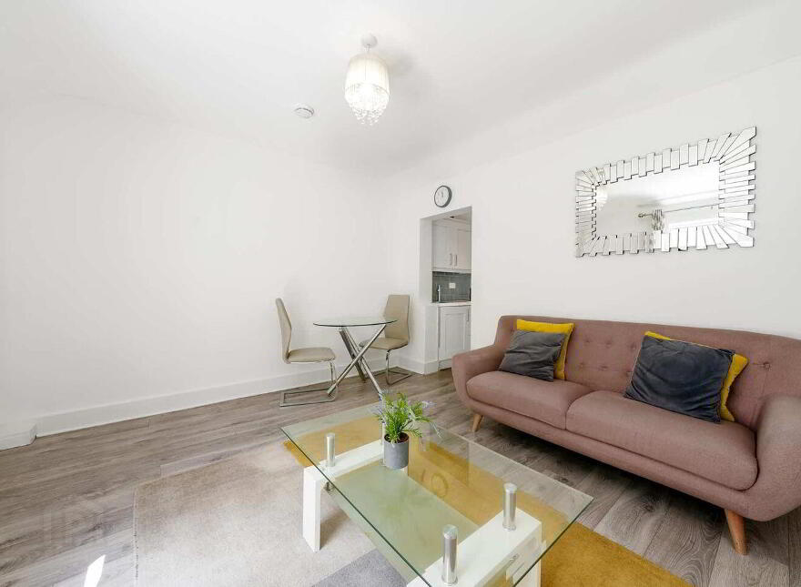 2 Garden Terrace, Clanbrassil Street Upper, Dublin 8, D08