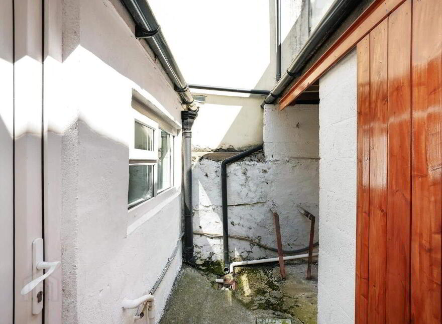 2 Garden Terrace, Clanbrassil Street Upper, Dublin 8, D08
