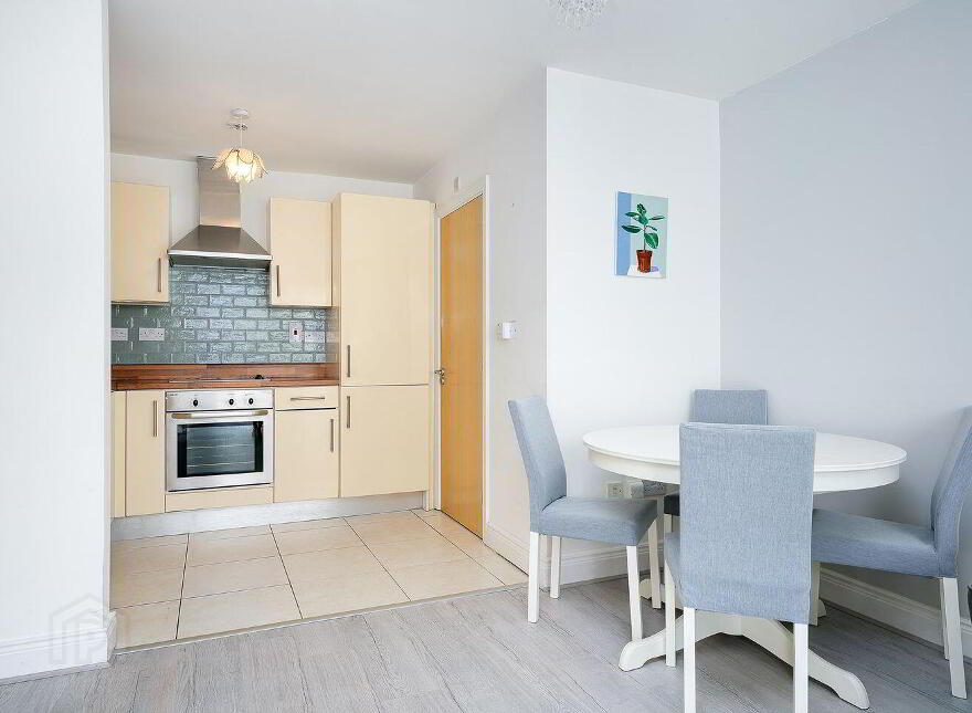 13 Parkview Drive, Finglas, Finglas, D11