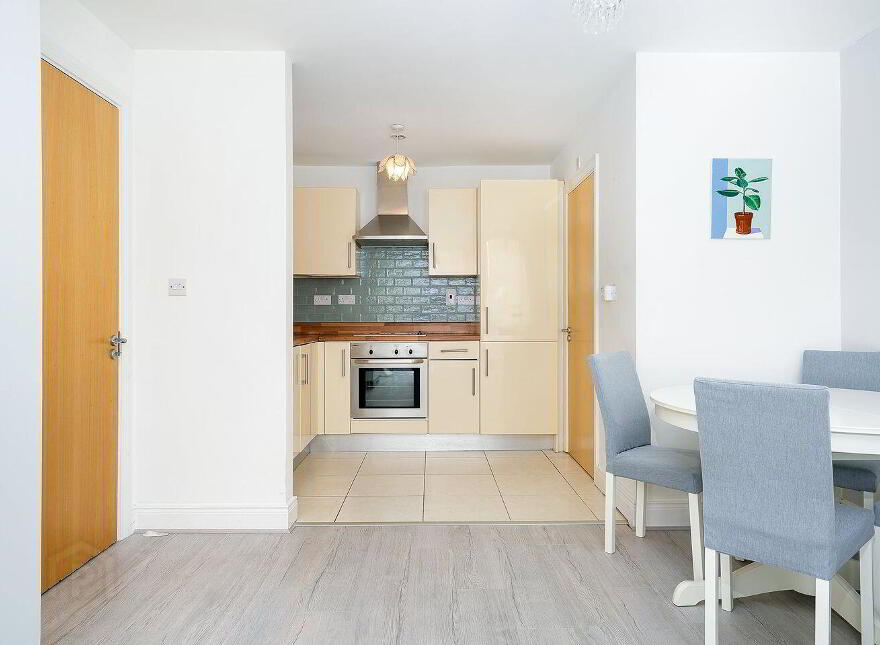 13 Parkview Drive, Finglas, Finglas, D11