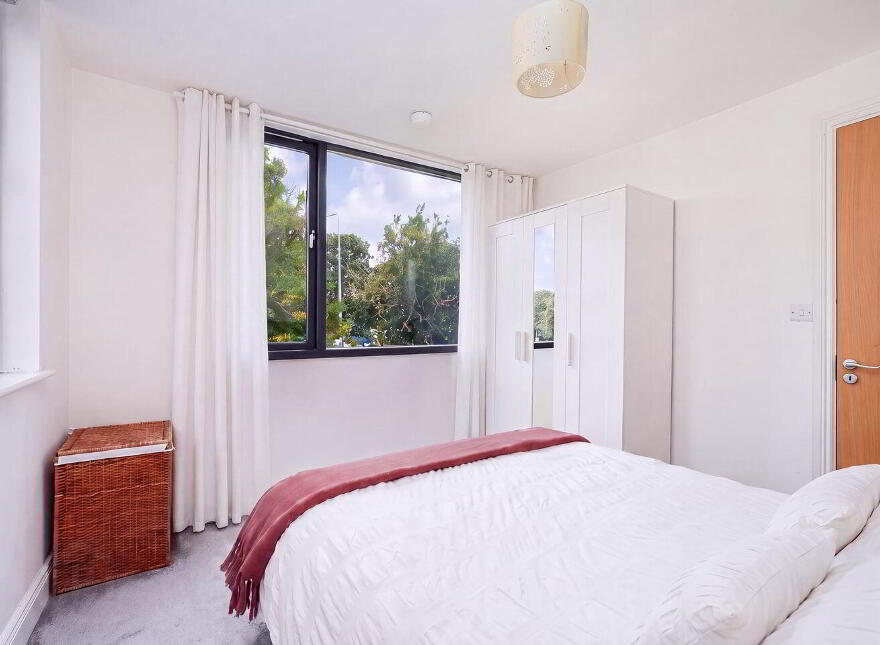 13 Parkview Drive, Finglas, Finglas, D11