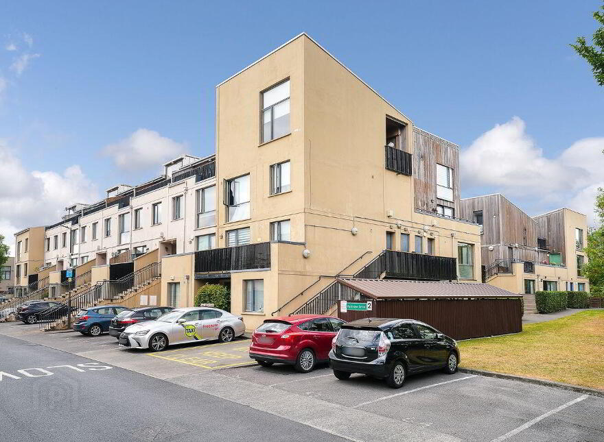 13 Parkview Drive, Finglas, Finglas, D11