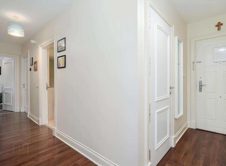 408 Swiftwood, Saggart