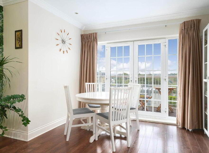 408 Swiftwood, Saggart