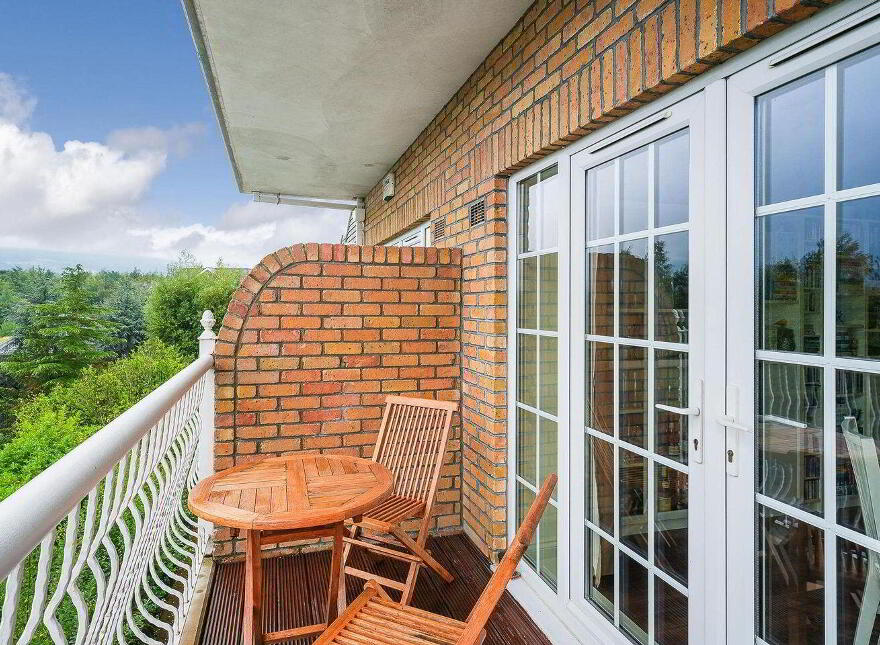 408 Swiftwood, Saggart