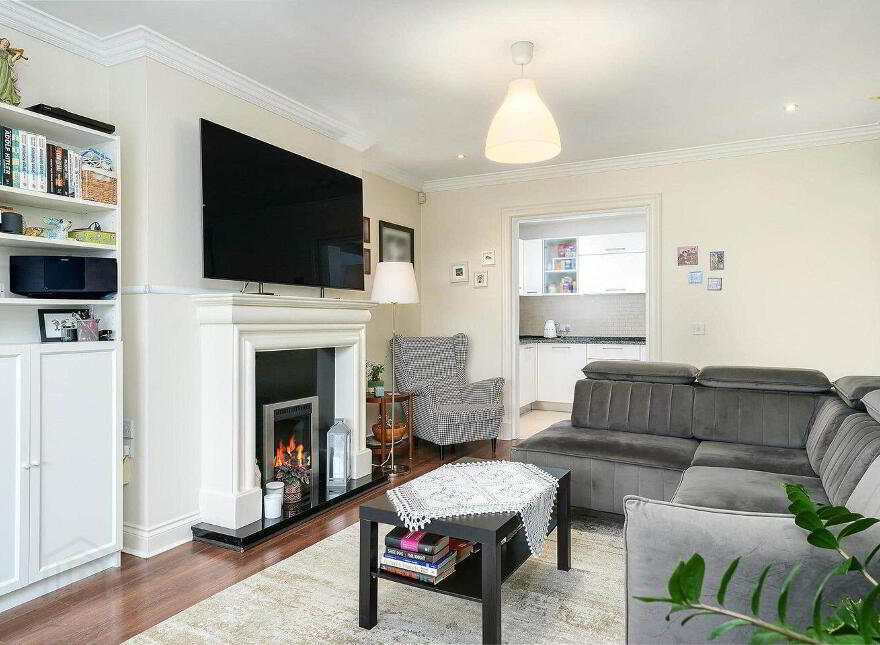 408 Swiftwood, Saggart