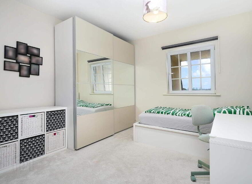 408 Swiftwood, Saggart