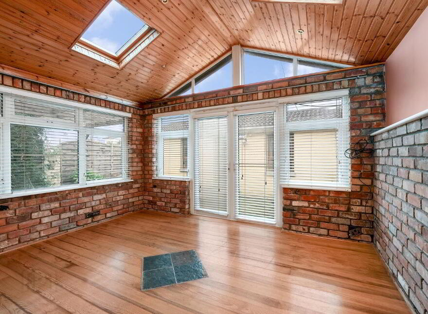 22 The Rise, Kingswood Heights, Kingswood, D24