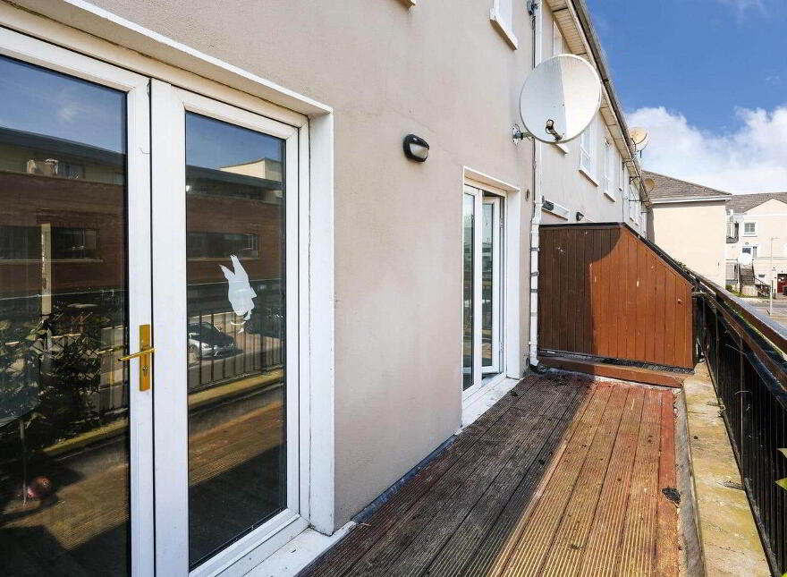 8 Chipping Terrace, Ongar, Ongar, D15