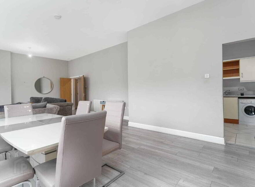 10 Garrison Mews, Cabinteely, Cabinteely, D18