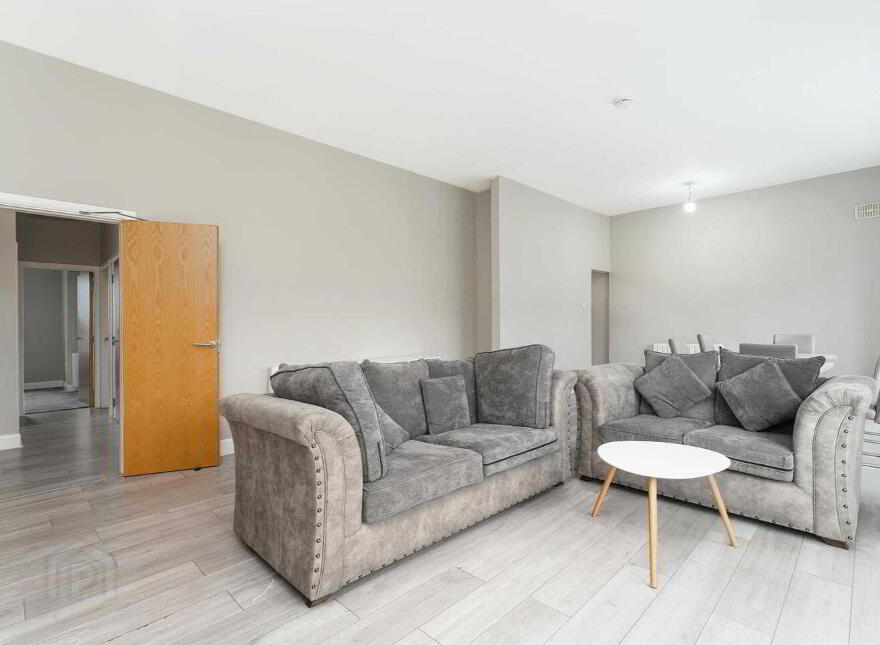 10 Garrison Mews, Cabinteely, Cabinteely, D18