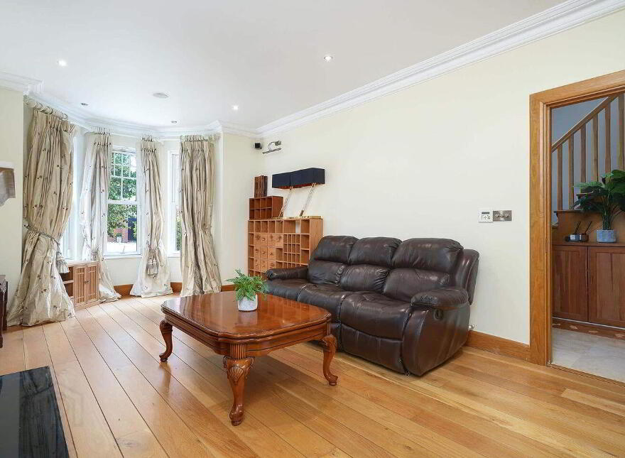 11 Grove Paddock, Blackrock, Blackrock