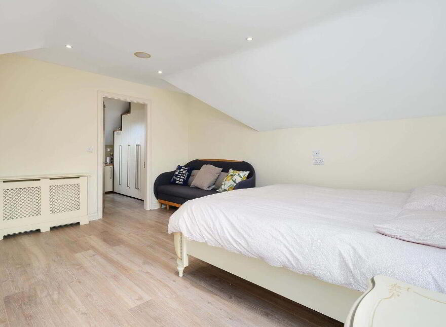11 Grove Paddock, Blackrock, Blackrock
