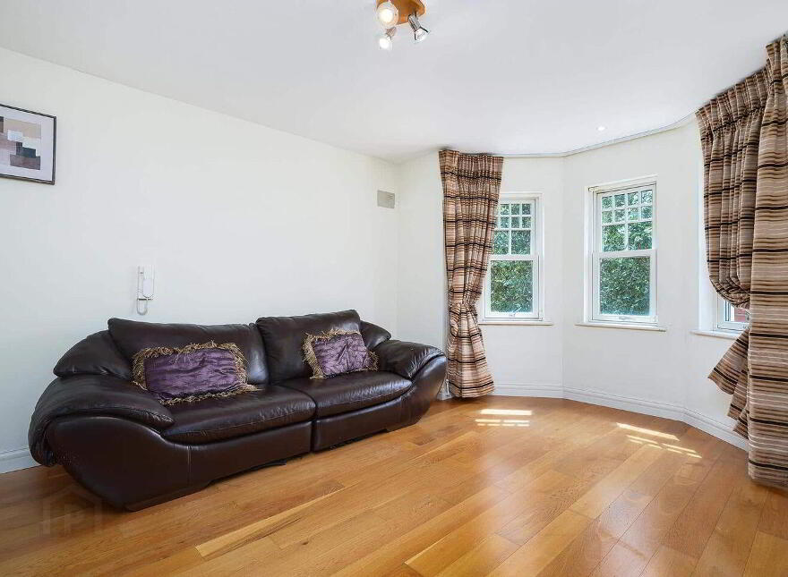 11 Grove Paddock, Blackrock, Blackrock