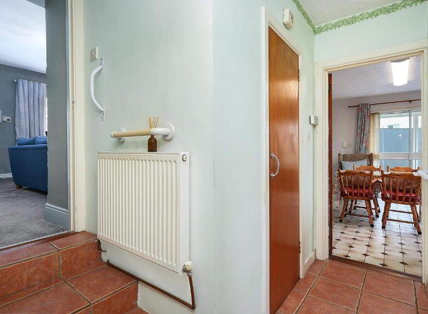 2 Gibbons Cottages, Blessington Road, Dublin 24, D24