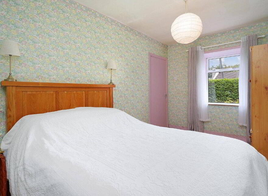 2 Gibbons Cottages, Blessington Road, Dublin 24, D24