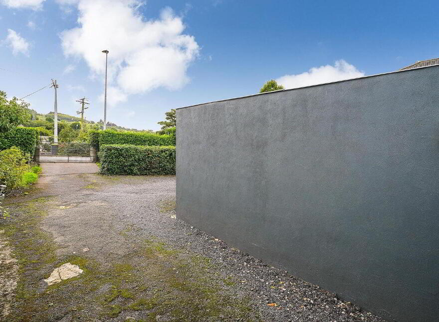 2 Gibbons Cottages, Blessington Road, Dublin 24, D24