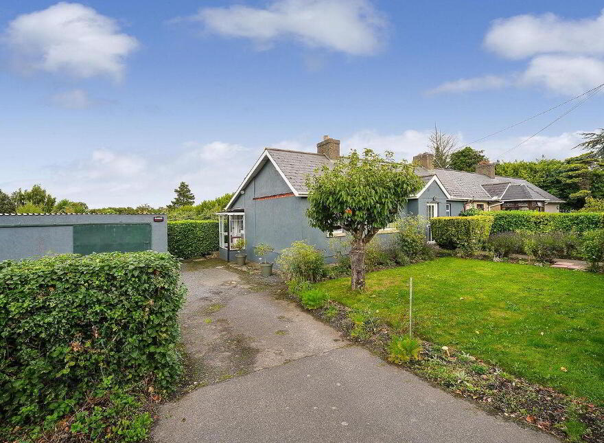 2 Gibbons Cottages, Blessington Road, Dublin 24, D24