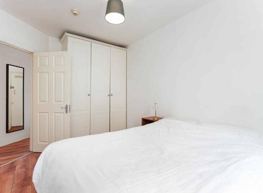 Apartment 2 2 Henrietta Street, Dublin 1, D01