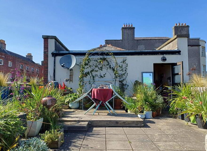 Apartment 2 2 Henrietta Street, Dublin 1, D01