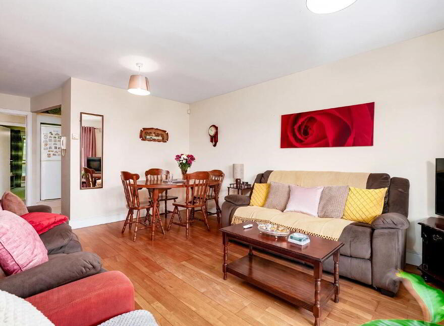 74 Knockmaree, Chapelizod, Lucan, Chapelizod, D20