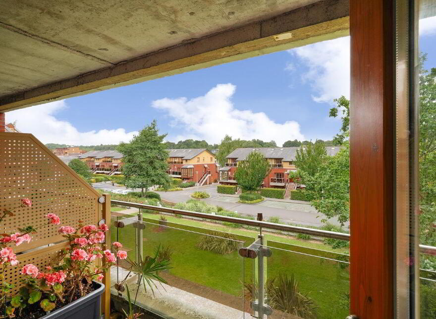 74 Knockmaree, Chapelizod, Lucan, Chapelizod, D20