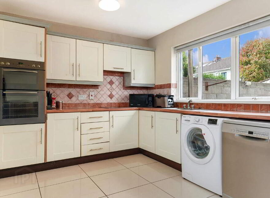 23 Earlsfort Avenue, Lucan