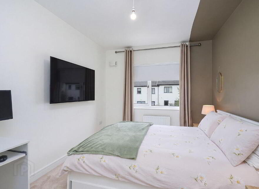 22 Graydon Crescent, Newcastle