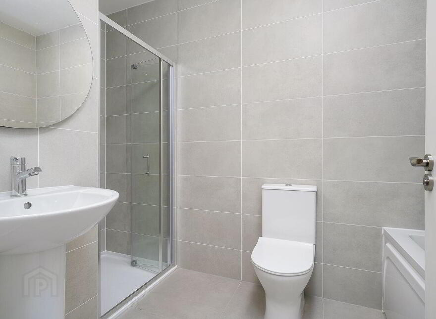 22 Graydon Crescent, Newcastle