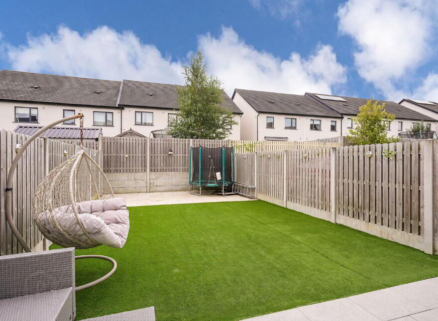 22 Graydon Crescent, Newcastle